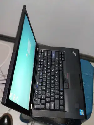 Laptop Lenovo ThinkPad T42p 4GB Intel Core I5 HDD 320GB