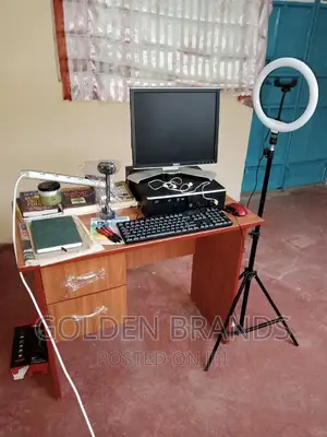 10 Inch Ringlight for Live Video Recording + Photography