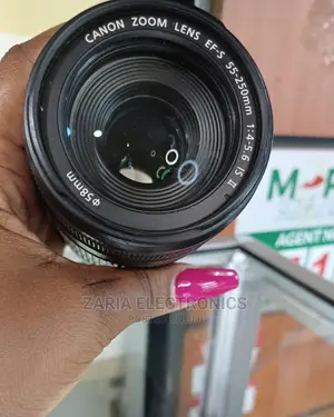 Canon Camera Lens 55-250mm Pre-Owned