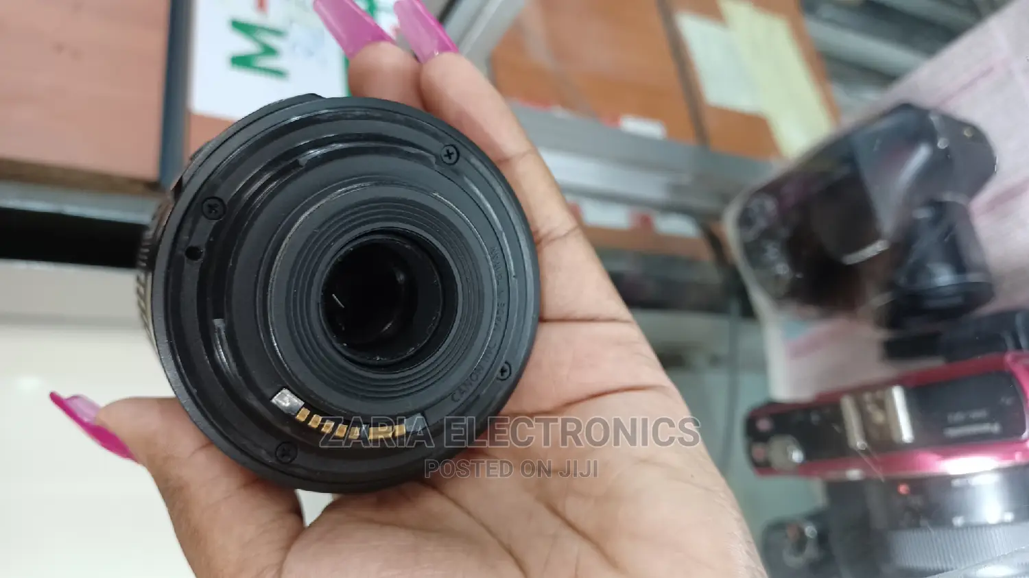 Canon Camera Lens 55-250mm Pre-Owned