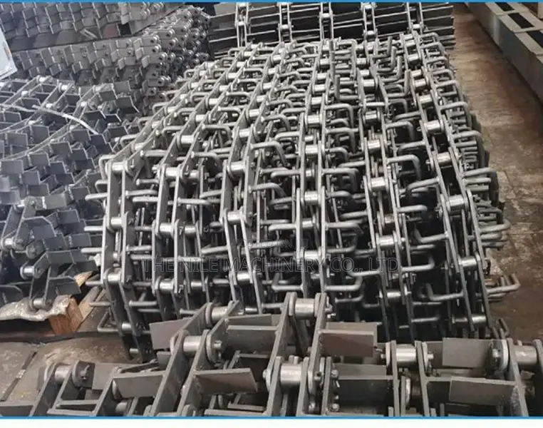 Chain Type Black Fastener From the Nile