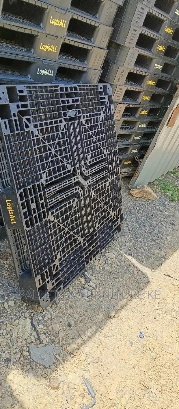 Plastic Pallets Global - thumbnail 2