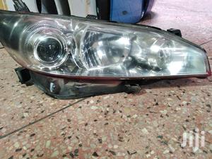 Toyota Wish 2008/10 Non-xenon Headlights