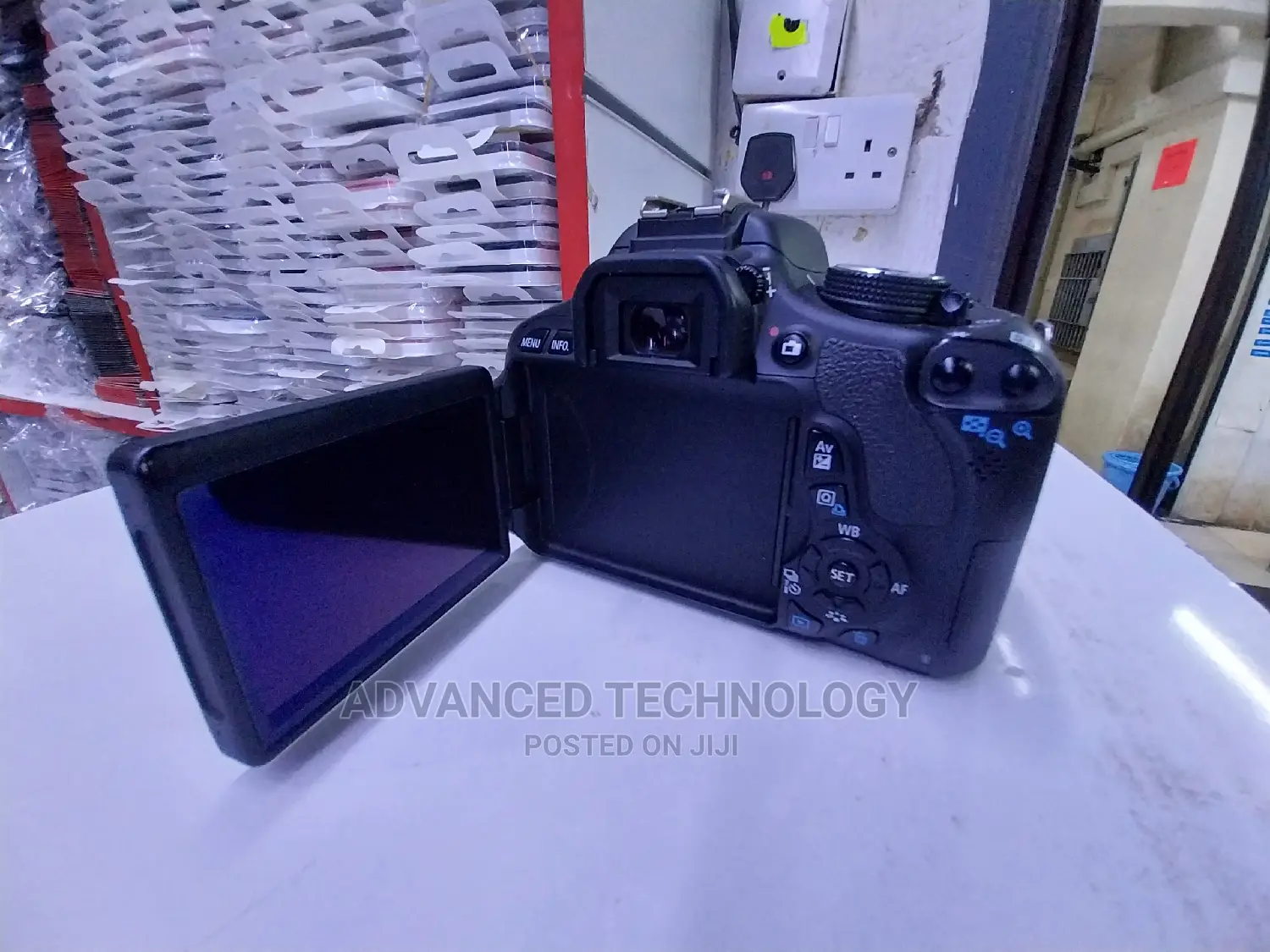 Canon Rebel T3i/600d With Kit Lense 18-55mm