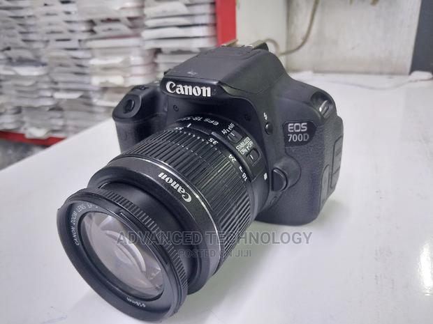 Canon Eos 700d - main view