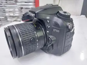 Nikon D7100 With 18-55mm Kit Lense