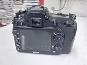 Nikon D7100 With 18-55mm Kit Lense