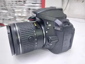Nikon D5300 Kit Lense 18-55mm