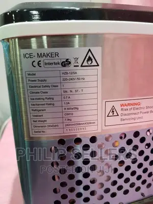 Water Manually, Up to 2L Water.
