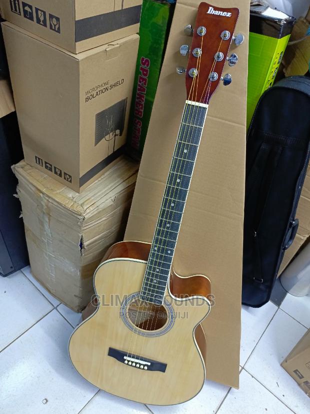 Acoustic Guitar Size 40 Inc - main view