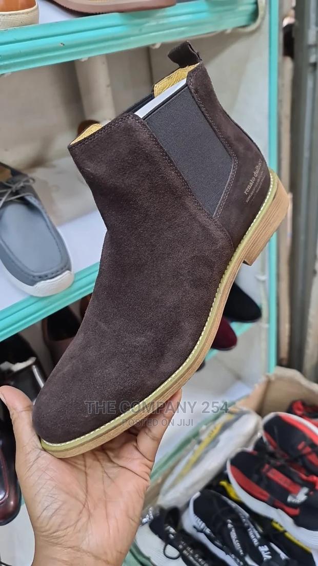 Quality Designer Men's Chelsea Boots - main view