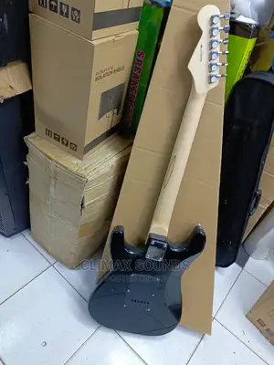 Electric Solo Guitar 24 Frets Stratocaster