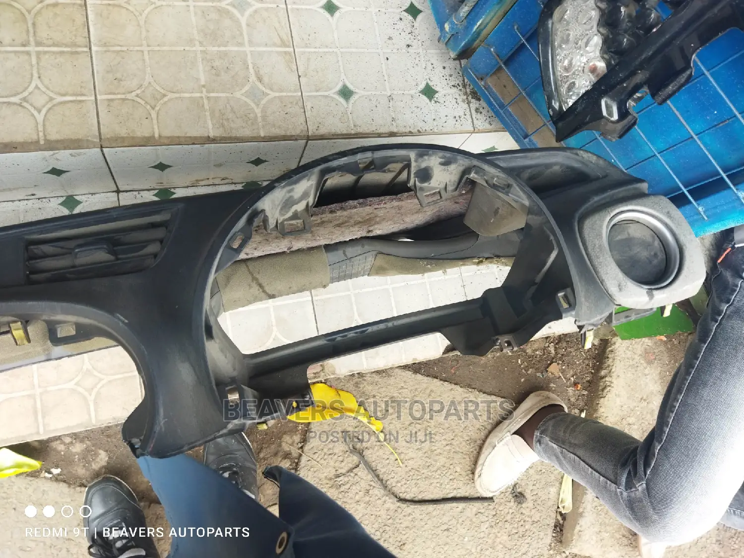 Vitz 2012 Dashboard