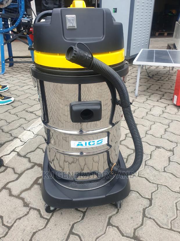 Vacuum Cleaner - main view