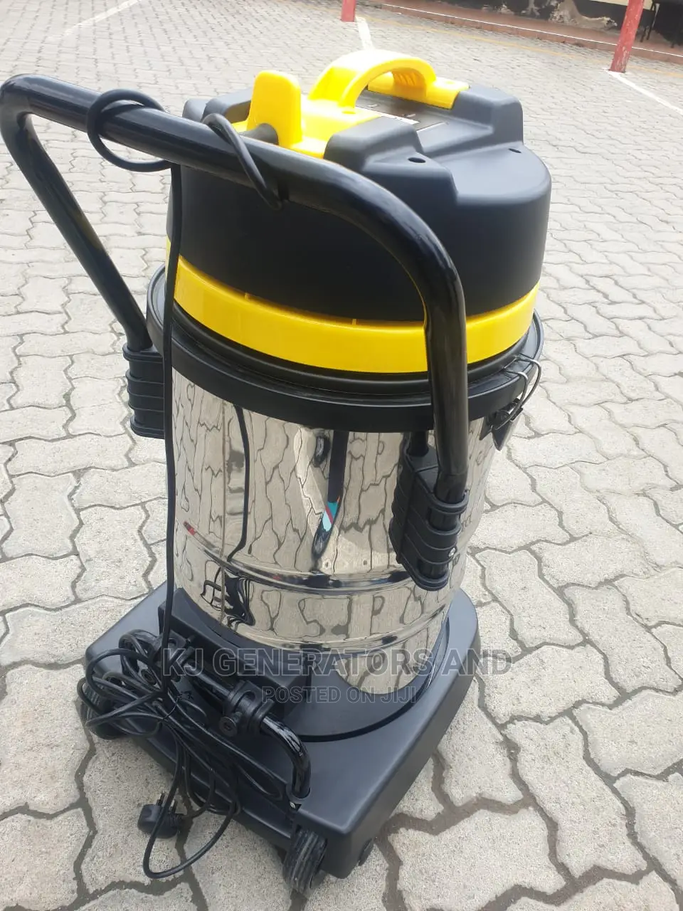 Vacuum Cleaner