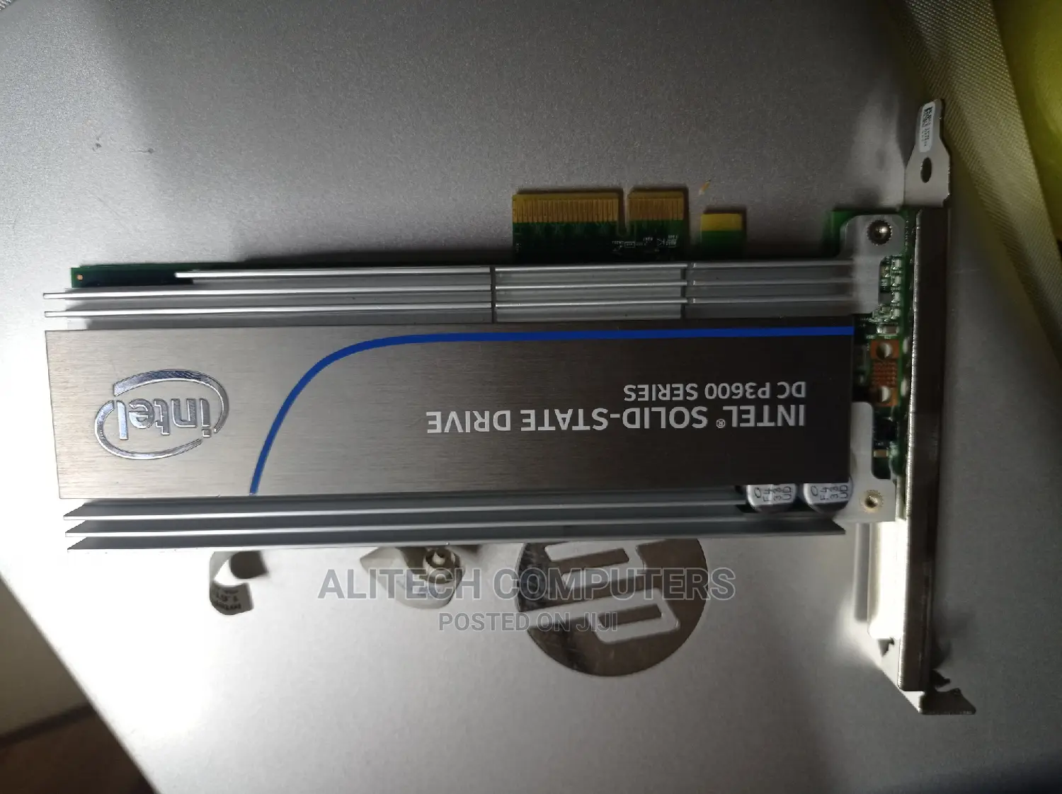 PCIE Intel Computer Solid State ( SSD 1.2TB)