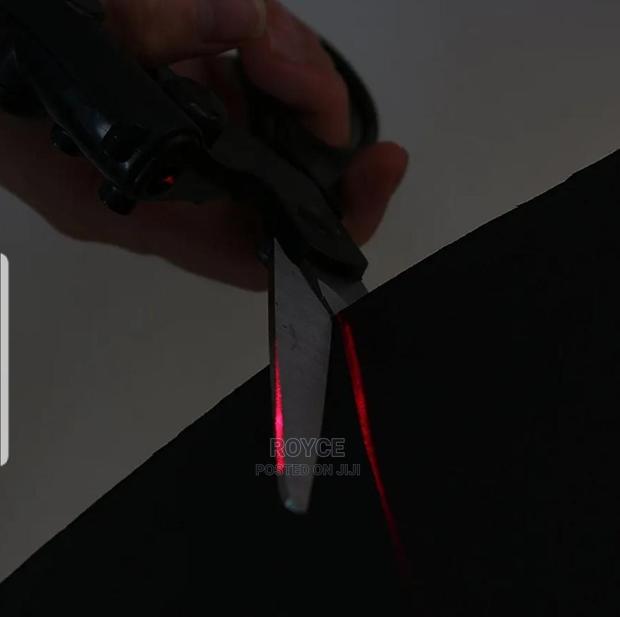 Laser Scissors - thumbnail 2