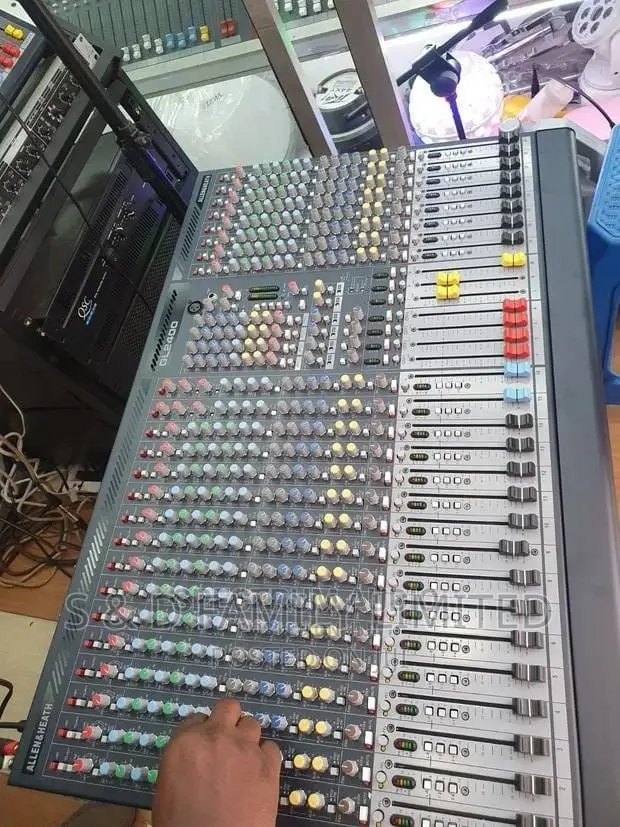 Allen Heath GL2400 24 Channels Plain Mixer