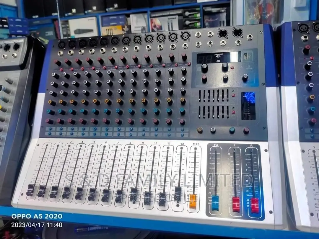 Soundcraft Pvpro Kv 120 Professional Powered Mixer