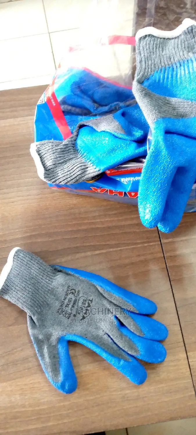 Protective Hand Gloves