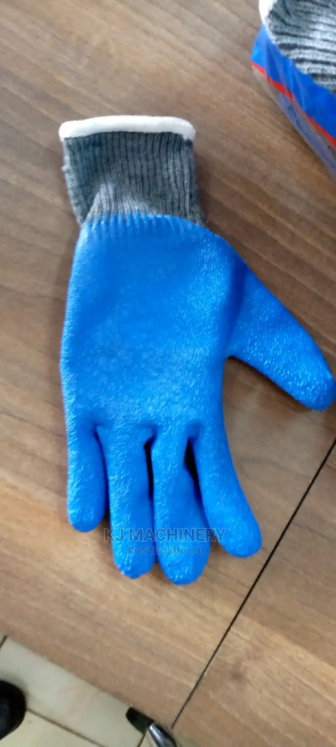 Protective Hand Gloves