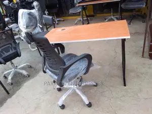 Morden Office Desk Plus High Back Headrest Office Chair