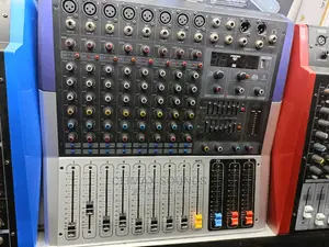 Soundcraft Powered Mixer 8 Channels
