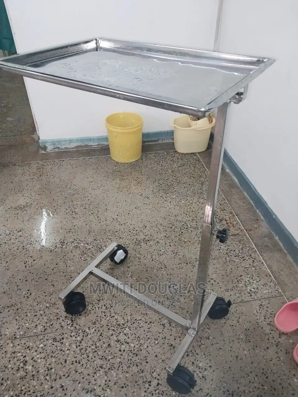 Hospital Mayo Trolley