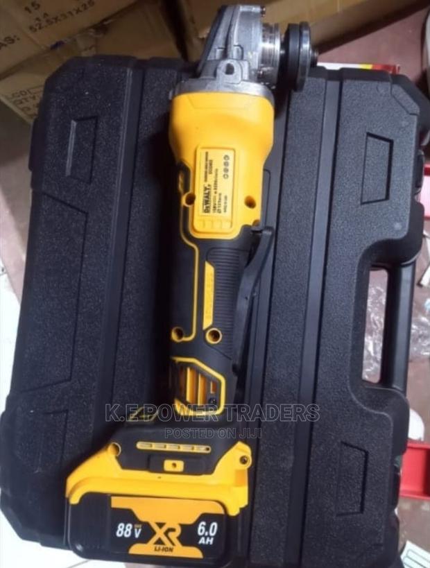 New 88v Dewalt Cordless Grinder