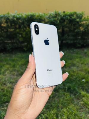 Apple iPhone X 64 GB Silver - main view