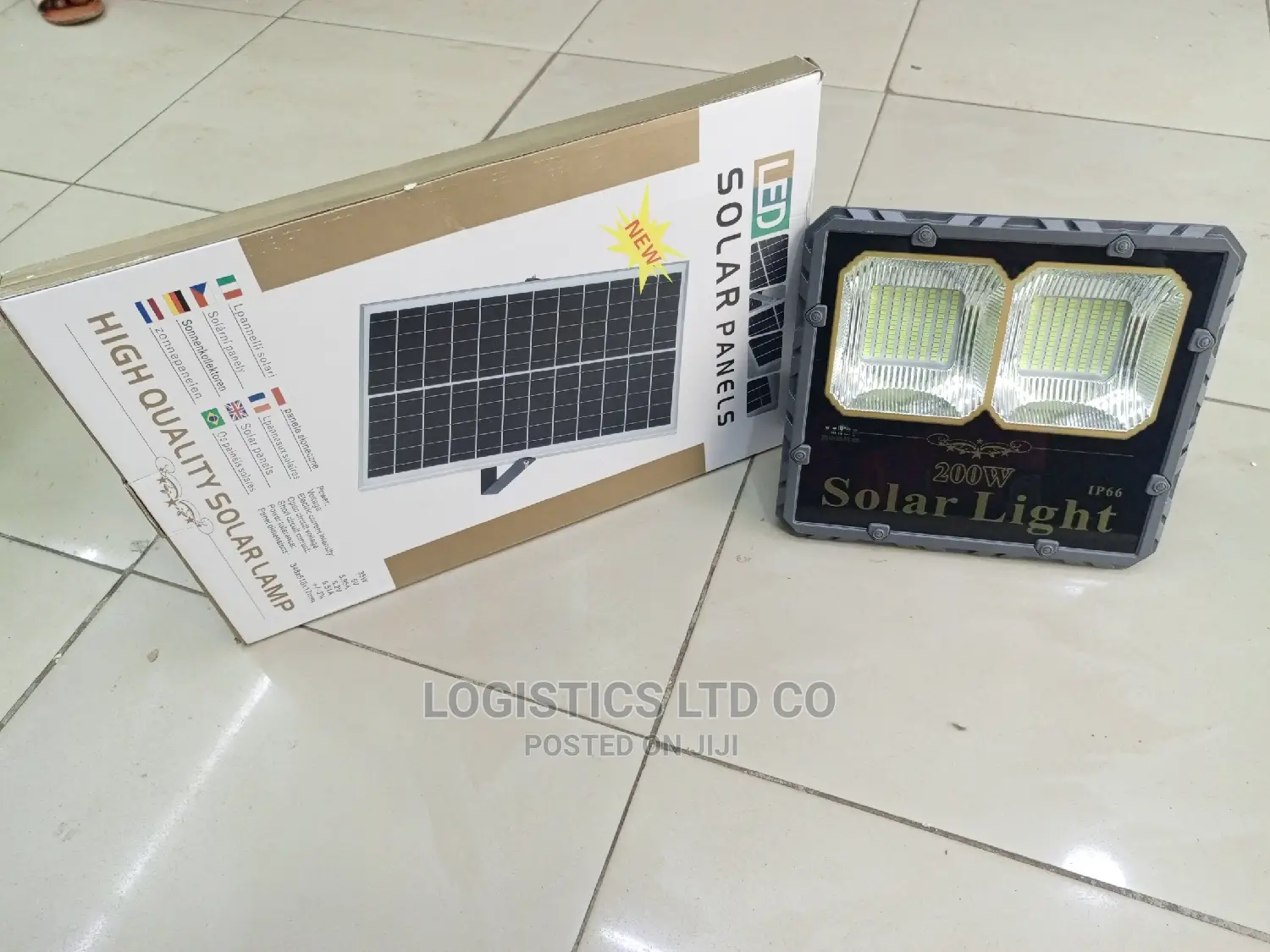 200w Solar Flood Light With Solar and Remote Control