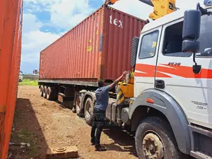 40ft Container Units- Clean and Legit.