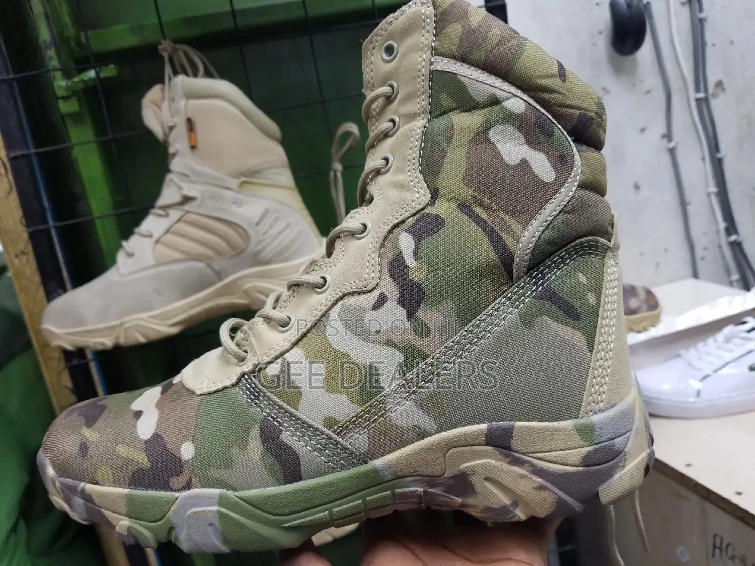 Delta Unisex Camouflage Military Boots