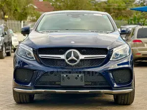 Mercedes-Benz GLE-Class 2016 Blue