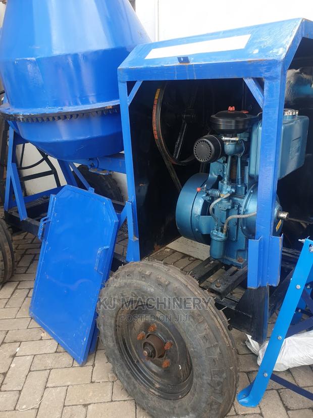500L Concrete Mixer - main view