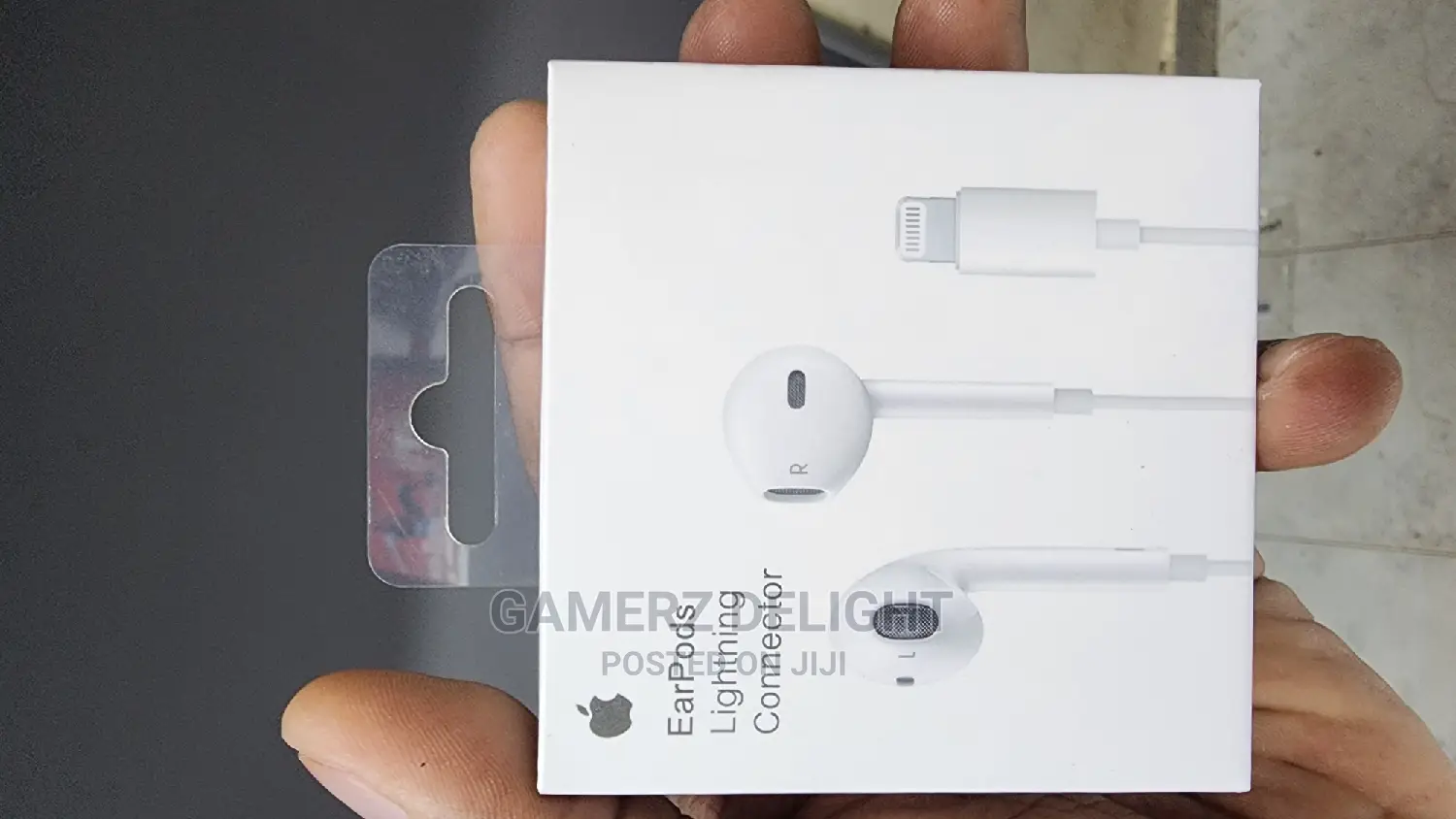 iPhone Lightning Earphones