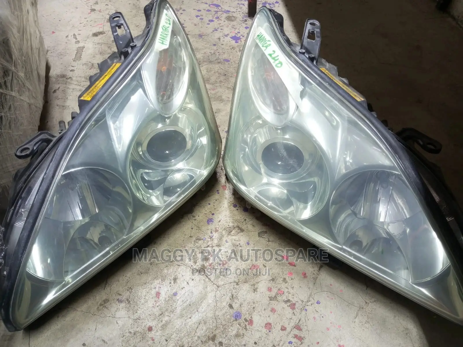 Toyota Harrier Headlight No4 Xenon