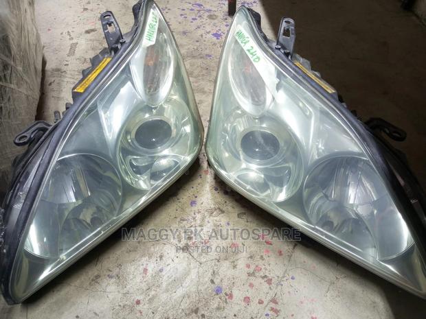 Toyota Harrier Headlight No4 Xenon