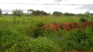 1 Acre at Kyamuthinza,Yaitha,Nachakos, 290metres FRM Tarmac