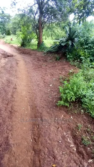 2 Acres at Muumandu,2km From Wote Tarmac,