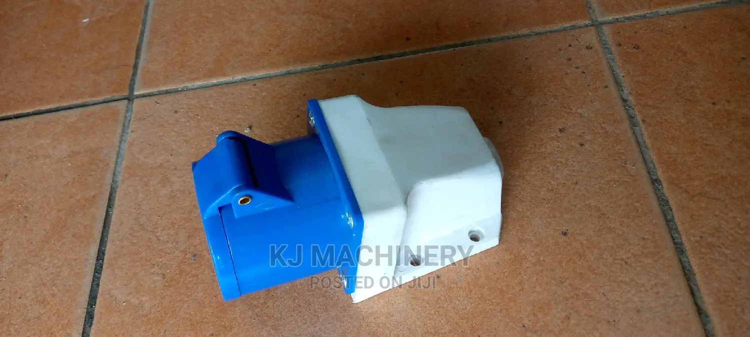 Single Phase Industrial Socket
