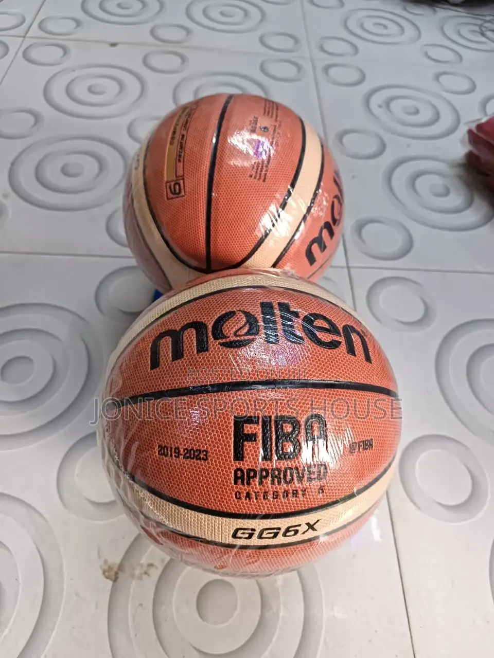 Netball Balls