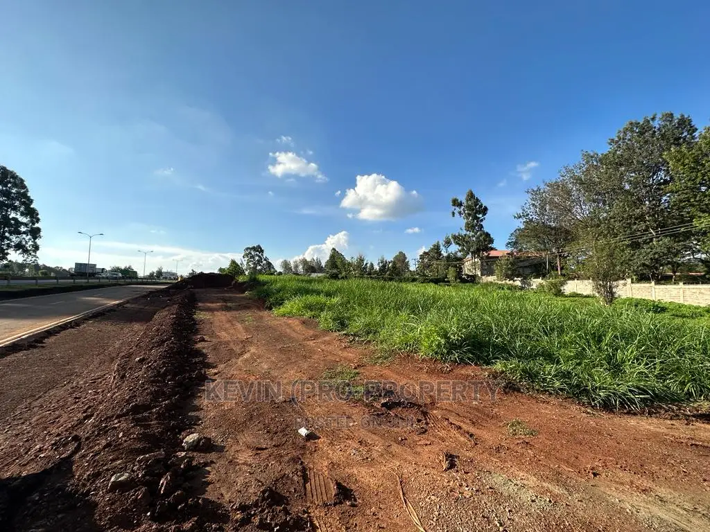 One Acre Block Land Touching Southern Bypass Tarmac Thogoto.