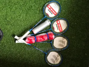 Set of 4 WISH Badminton Rackets With 6 Shuttlecock Net