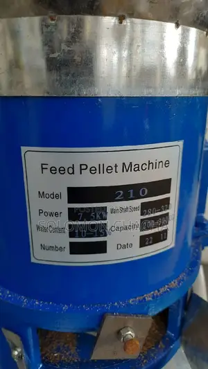 Milano Italia Feed Pellet Machine Capacity 300kgs Motor 10hp