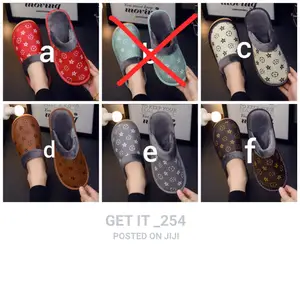 INDOOR Sandals