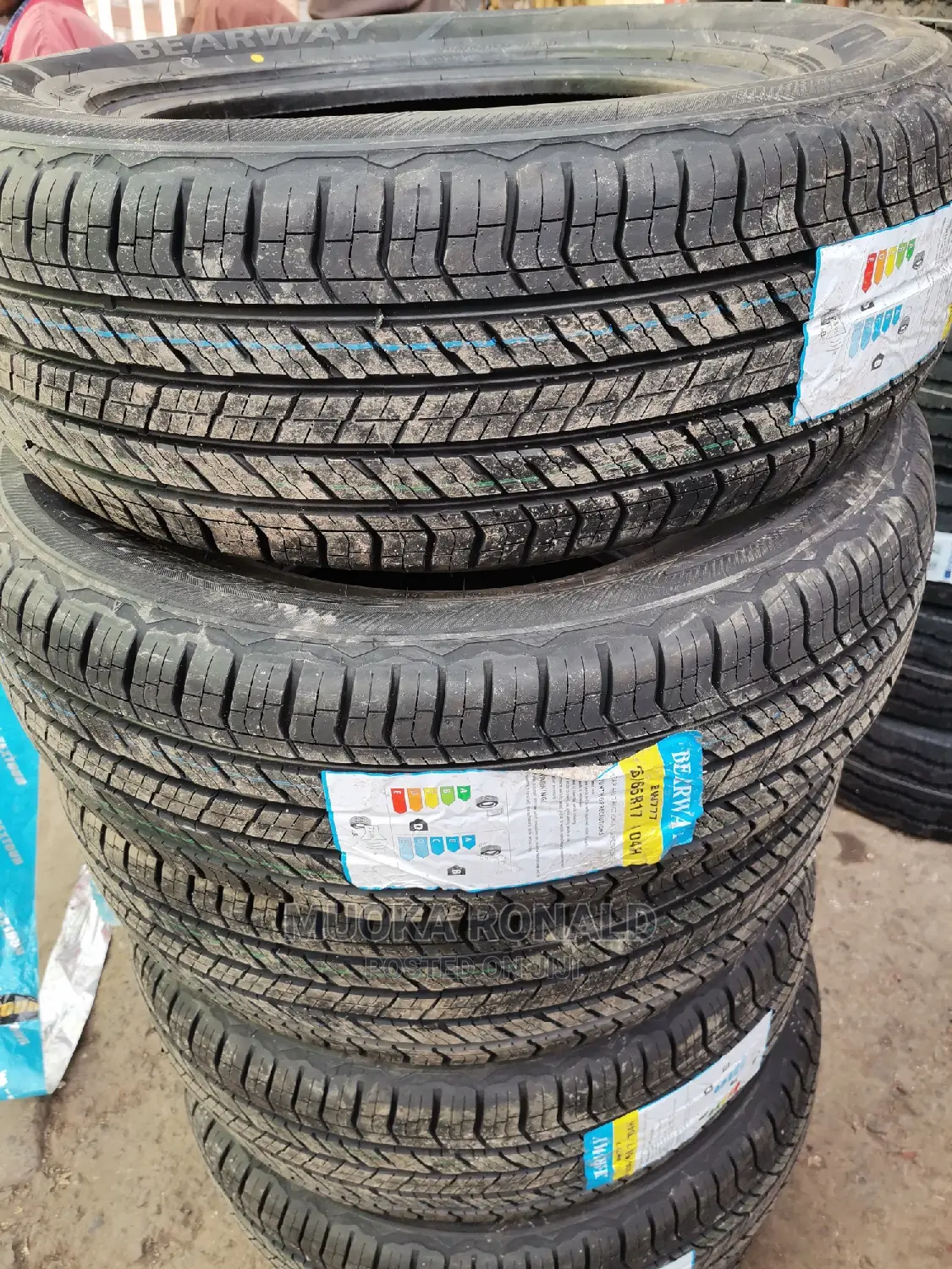235/65r17 Bearway Tyre