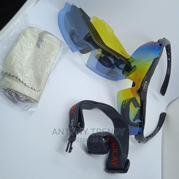 Polarized Sports Sunglasses With 5 Interchangeable Lens