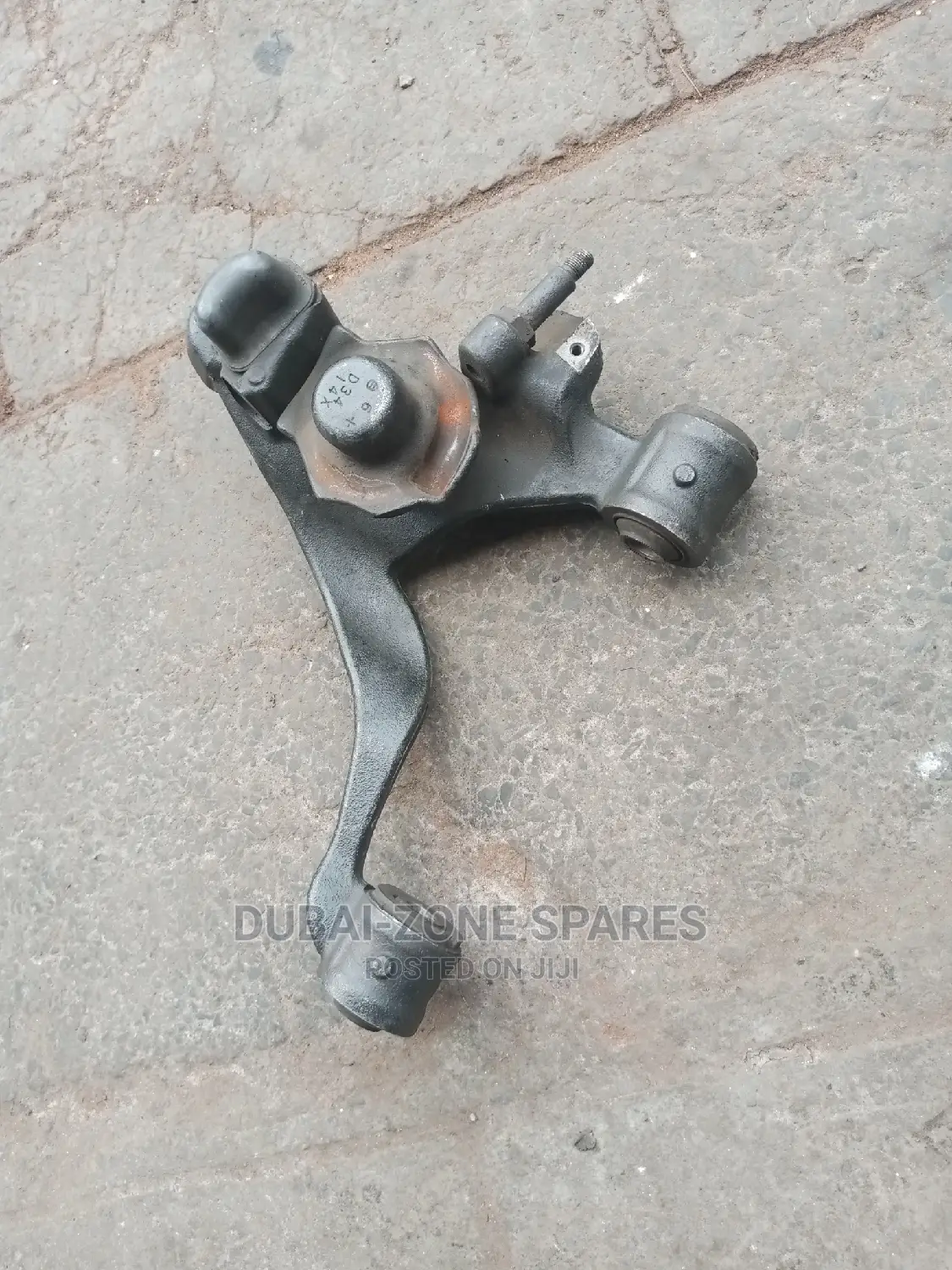 Lower Control Arms Isuzu Elfu.