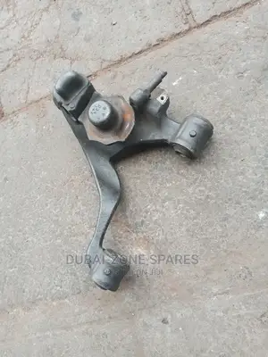 Lower Control Arms Isuzu Elfu.